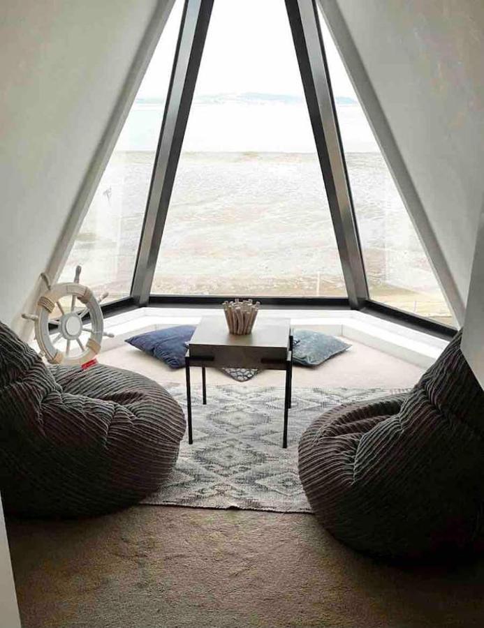 Lovely 2 Bedroom Modern Loft Apartment Sea View มอร์คัมบ์ ภายนอก รูปภาพ